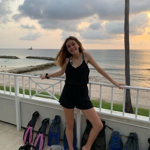 Meet your Posher, Lily